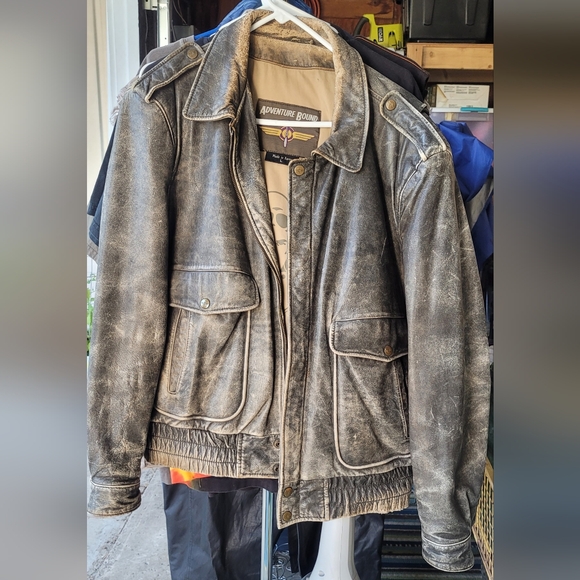 Adventure Bound Men's Black Leather Bomber Jacket Men's Large - Picture 1 of 11